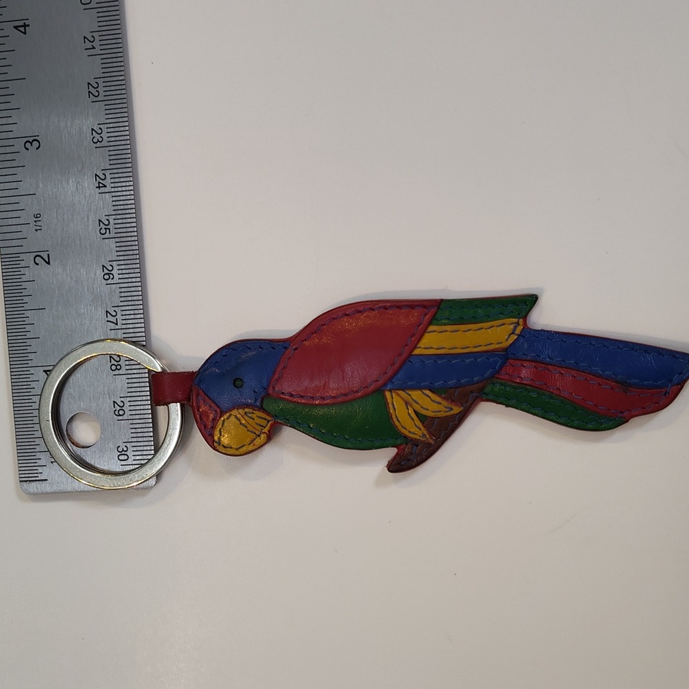 Colorful Parrot Keychain - Picture 4 of 4